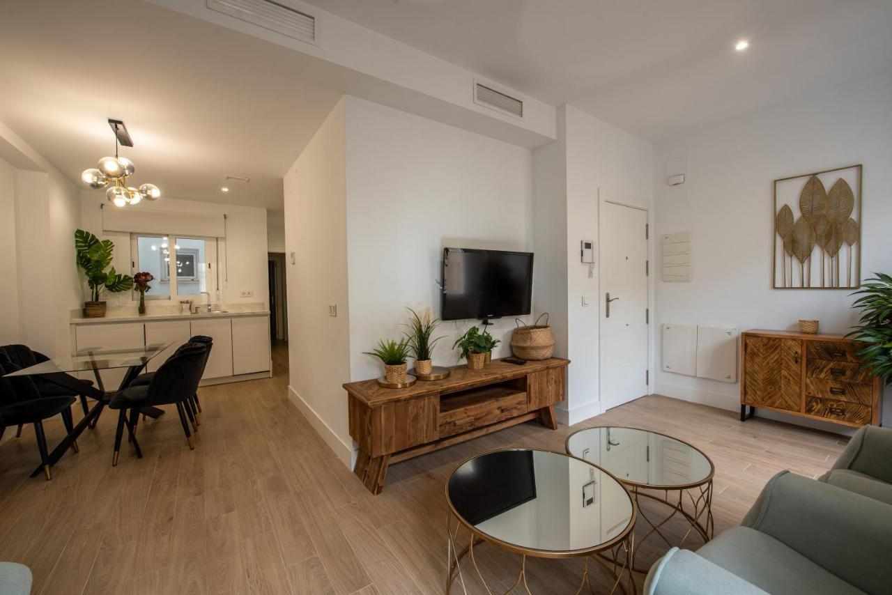Apartment Modern With Balcony- 2bd 2bth- San Vicente
