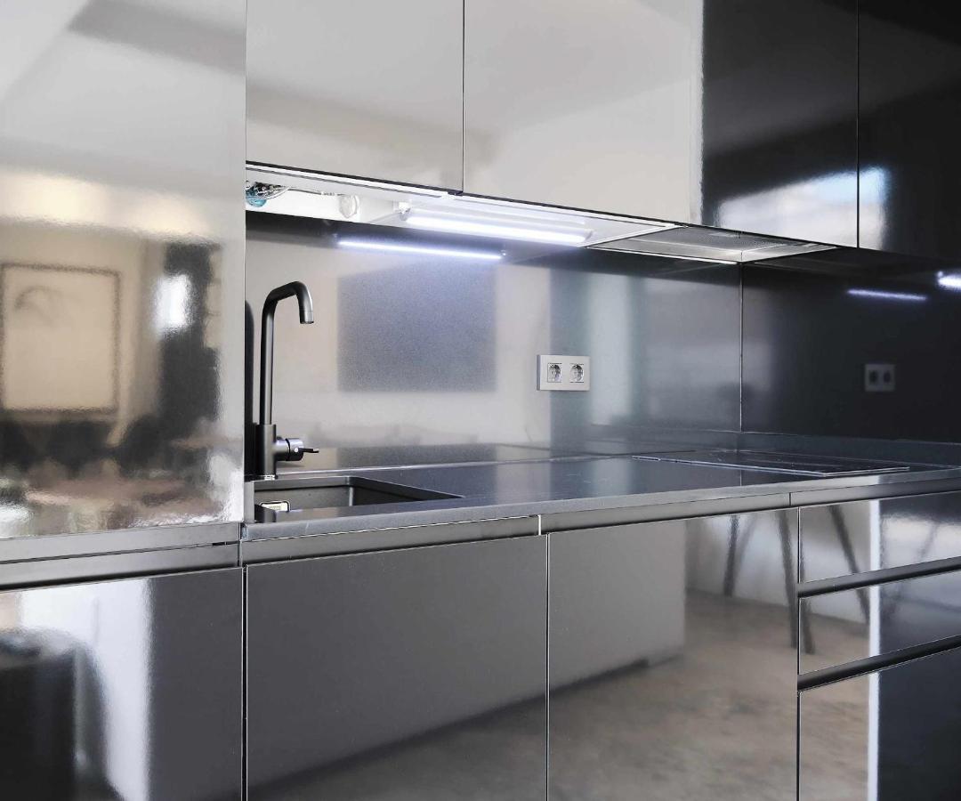 Maestranza Modern Apartment