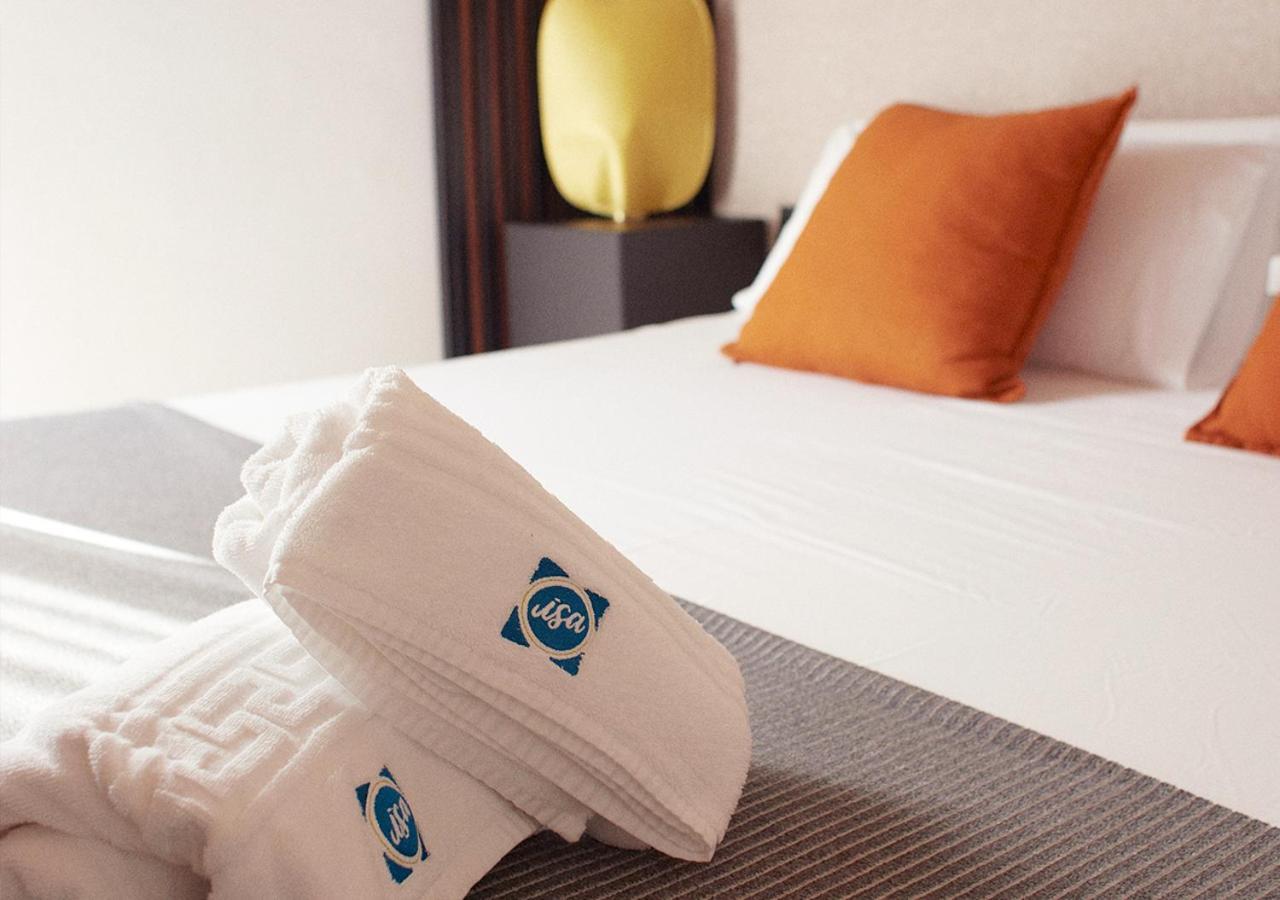 Hotel Isa