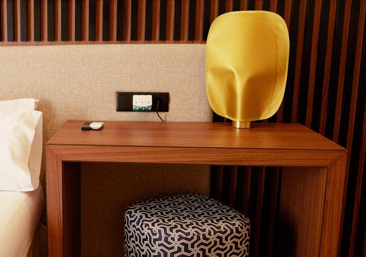 Hotel Isa *