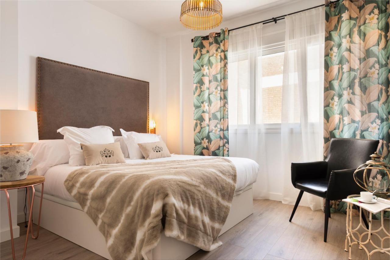 Casa Triana 1888 By Epoca Apartment