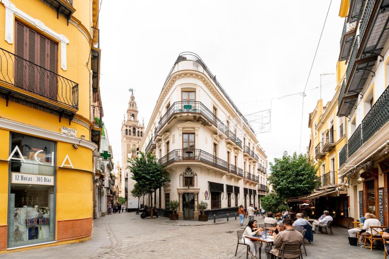 Cathedral Apartment, Upper Floor Apartment