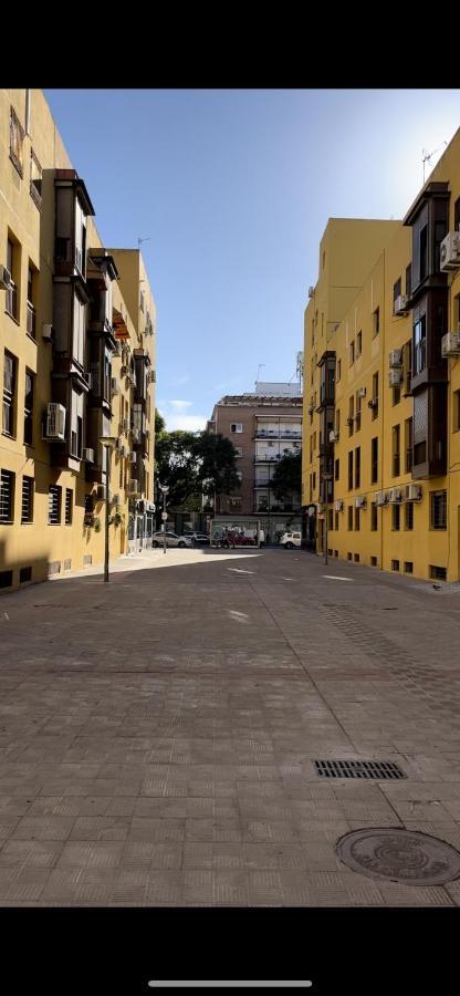 Apartamento En Luis Montoto, Nervión. Céntrico Sevilla