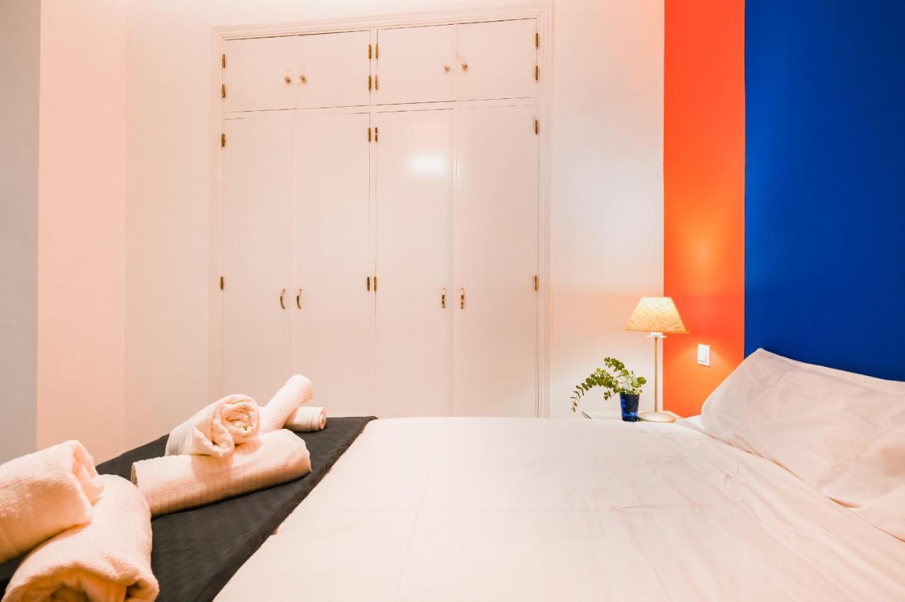 Anfitrion 4 * Sevilla