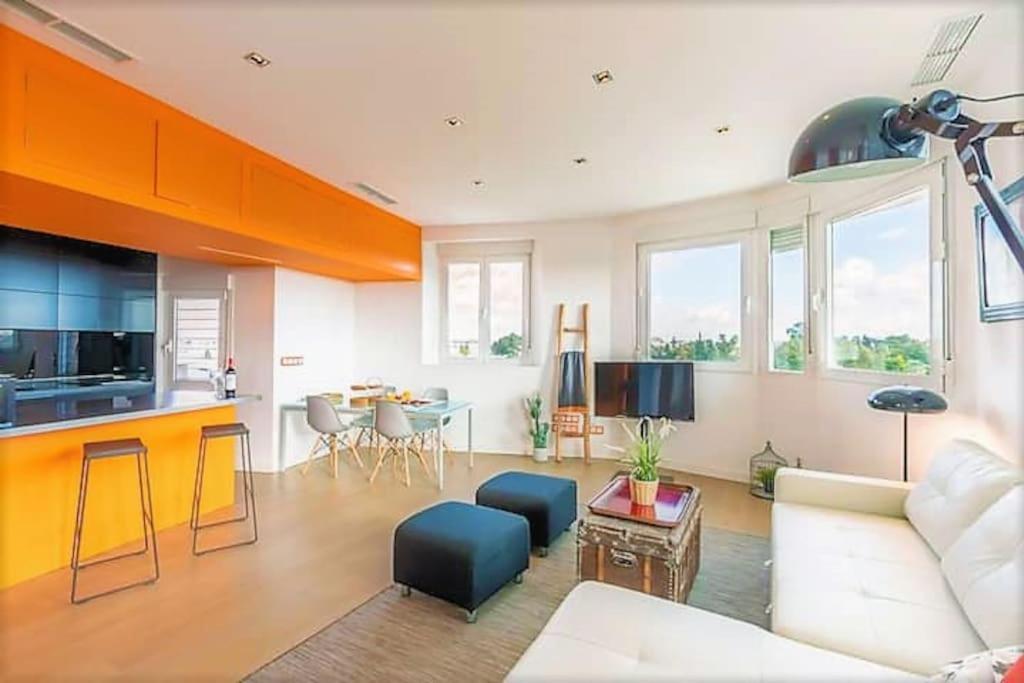 Lux Essentia Apartment *
