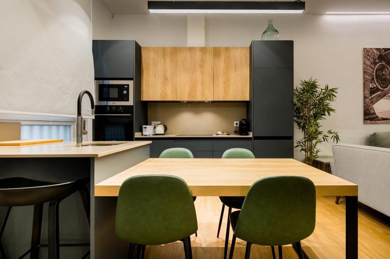 Apartamento En El Corazón De By Rentalsevilla *
