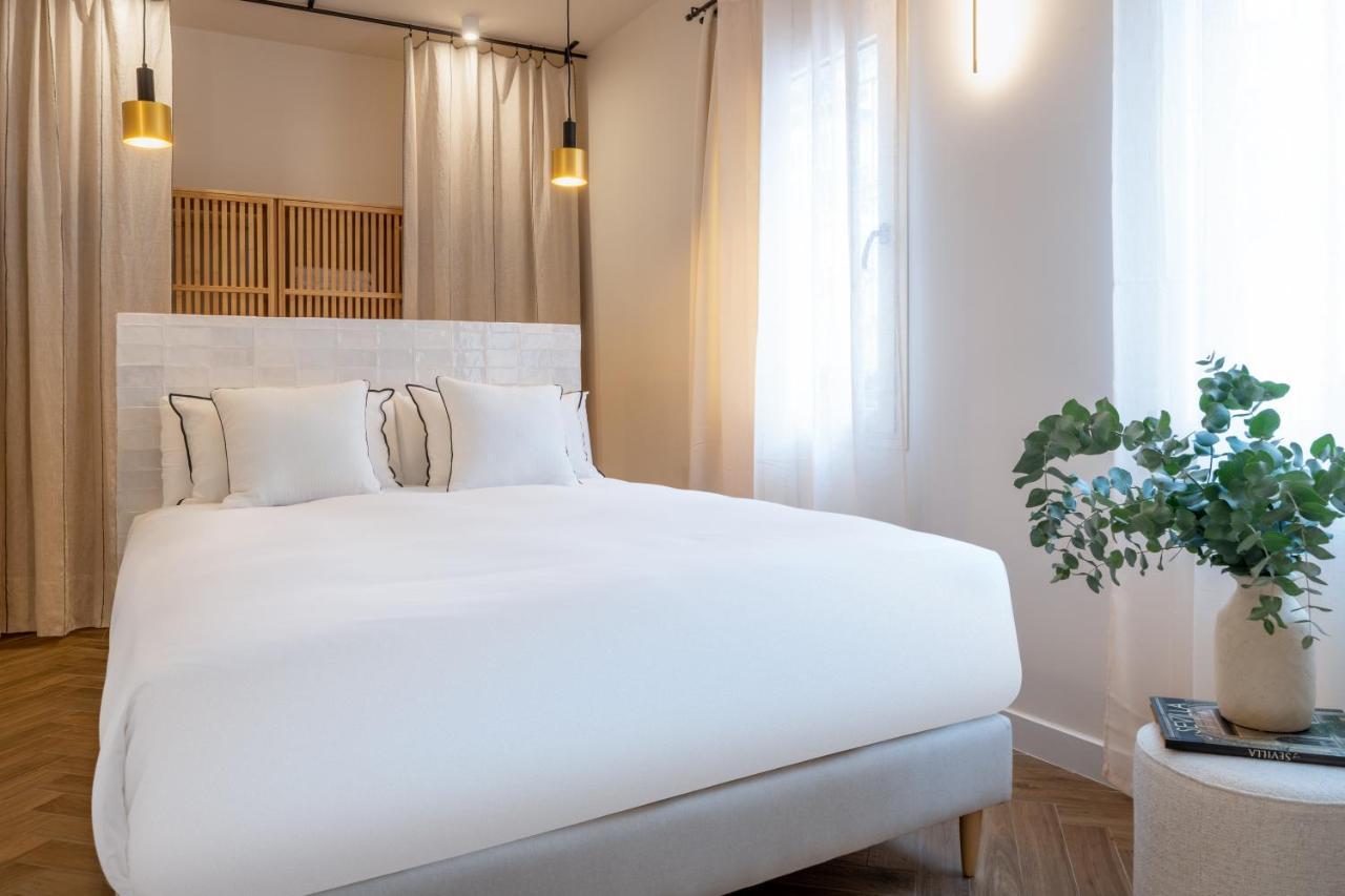 Magno Robles With Jacuzzi And Private Parking * Seville