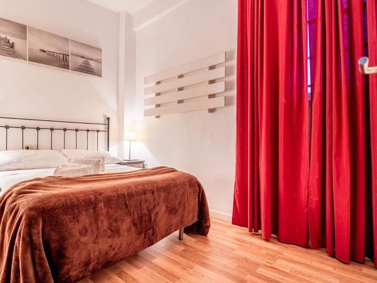 Recaredo Apartment *