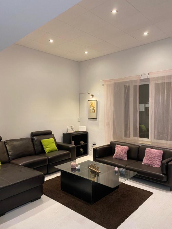Luxury Complete Building In The Heart Of Сasa de vacaciones Sevilla