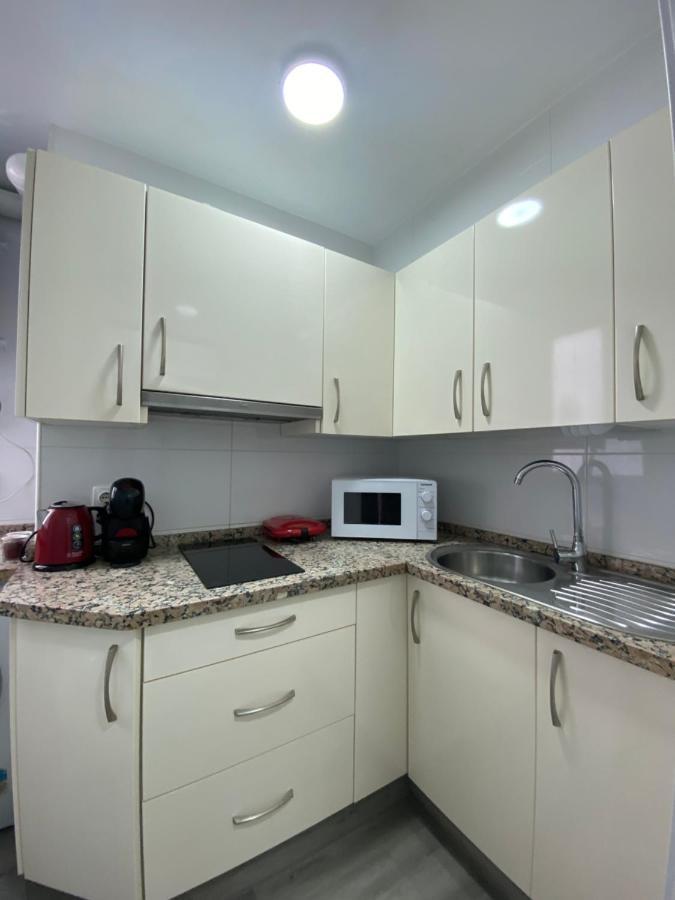Apartamento Piso Junto Al Hospital Macarena