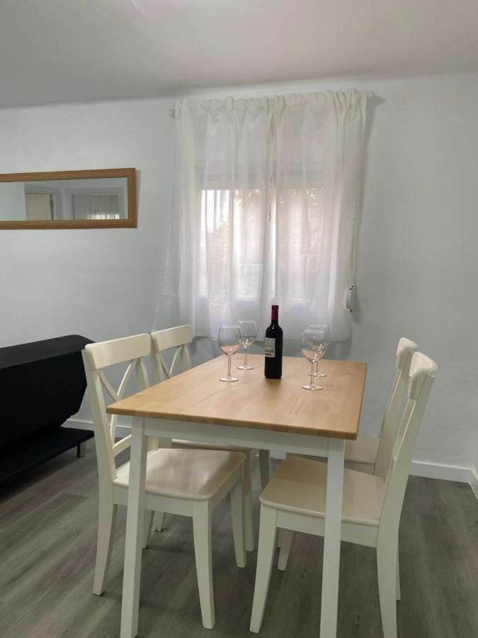 Apartamento Piso Junto Al Hospital Macarena Sevilla