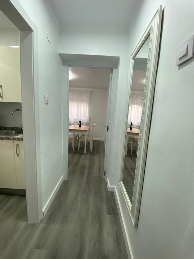 Piso Junto Al Hospital Macarena Sevilla