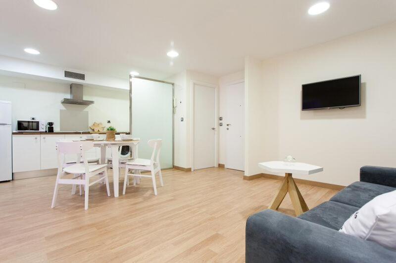 Apartment Ole - Albareda 24