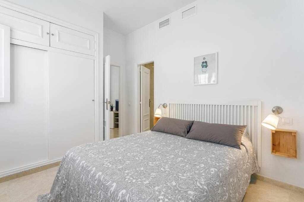 Apartamento Aym Place Santa Cruz Parking Incluido Alto Max 1,80m *