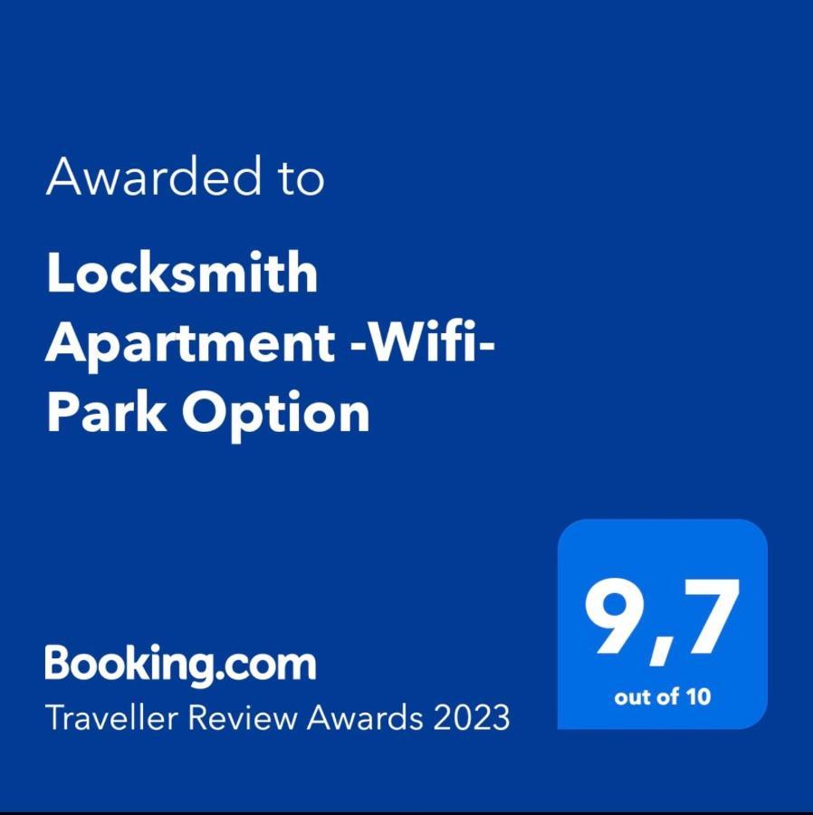 Locksmith - Park Option Apartment Seville