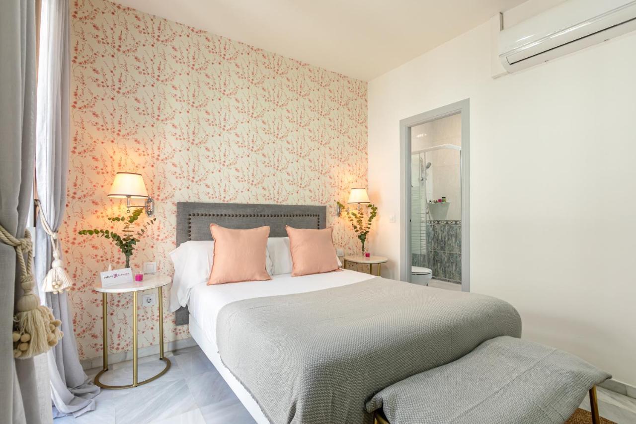Nuea Alameda Guest house