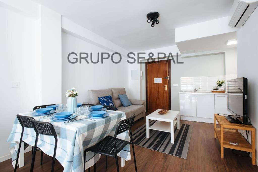 Cder Center Cathedral And Alcazar Apartamento *