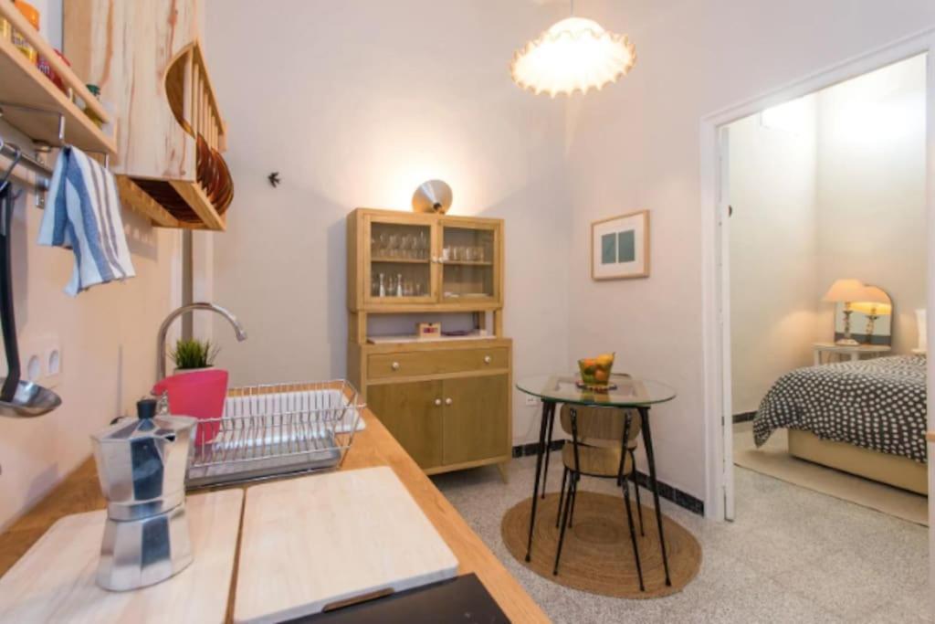 Casa Pepita: Vintage Spirit In The Old Town * Sevilla