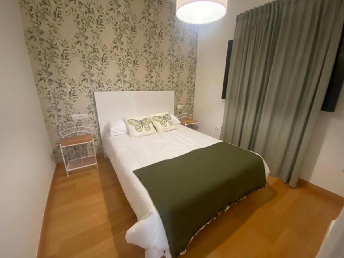 Jdc2e - In Centre Apartment