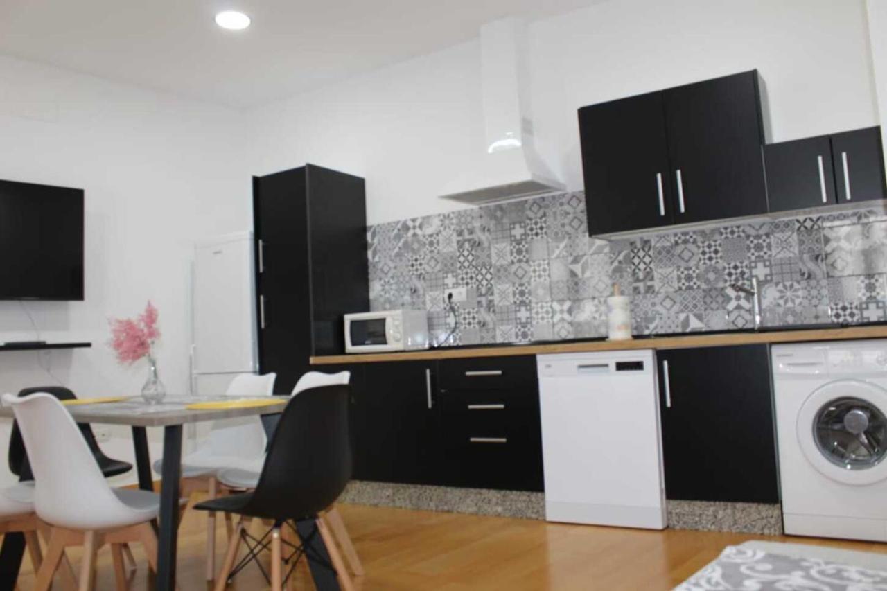 Jdc2e - In Centre Apartment *