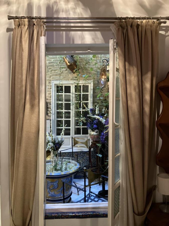 Pequeño Palacete Calle Santas Patronas Apartamento Sevilla