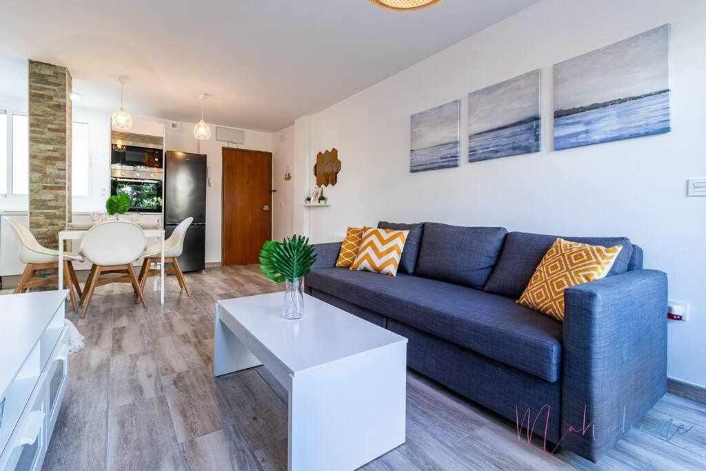 1 En Estadio Del Sevilla, 3 Y Metro Apartamento *
