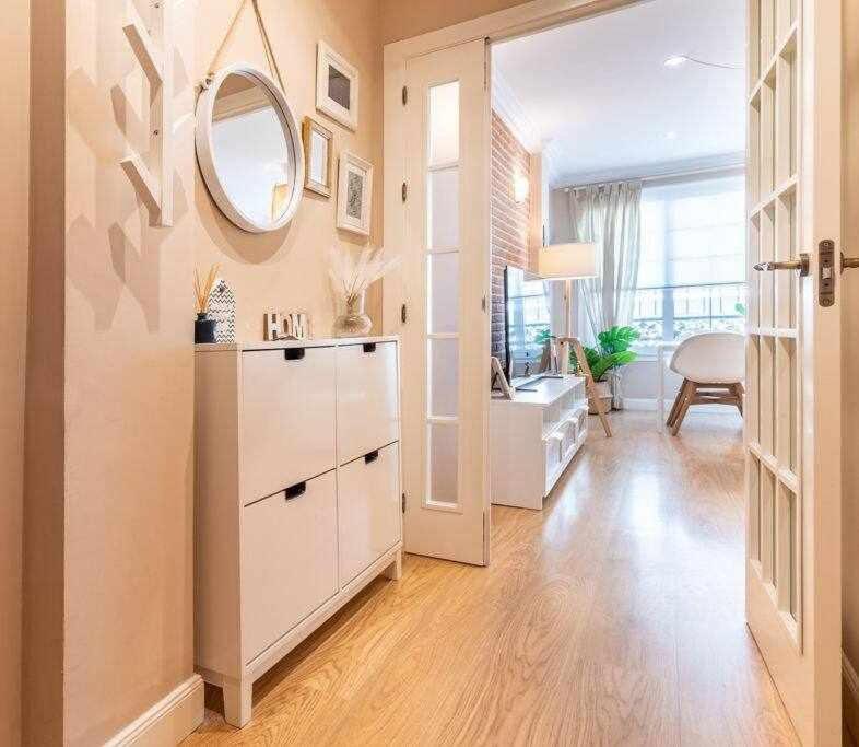 Apartamento 3 En Estadio 8 Plazas 3 Hab Y Metro Sevilla