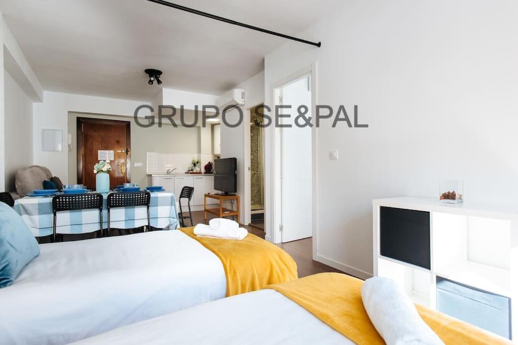 Cder Center Cathedral And Alcazar Apartamento *