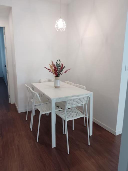 Apartamento Cizq 2 Bedroom Center Cathedral And Alcazar *