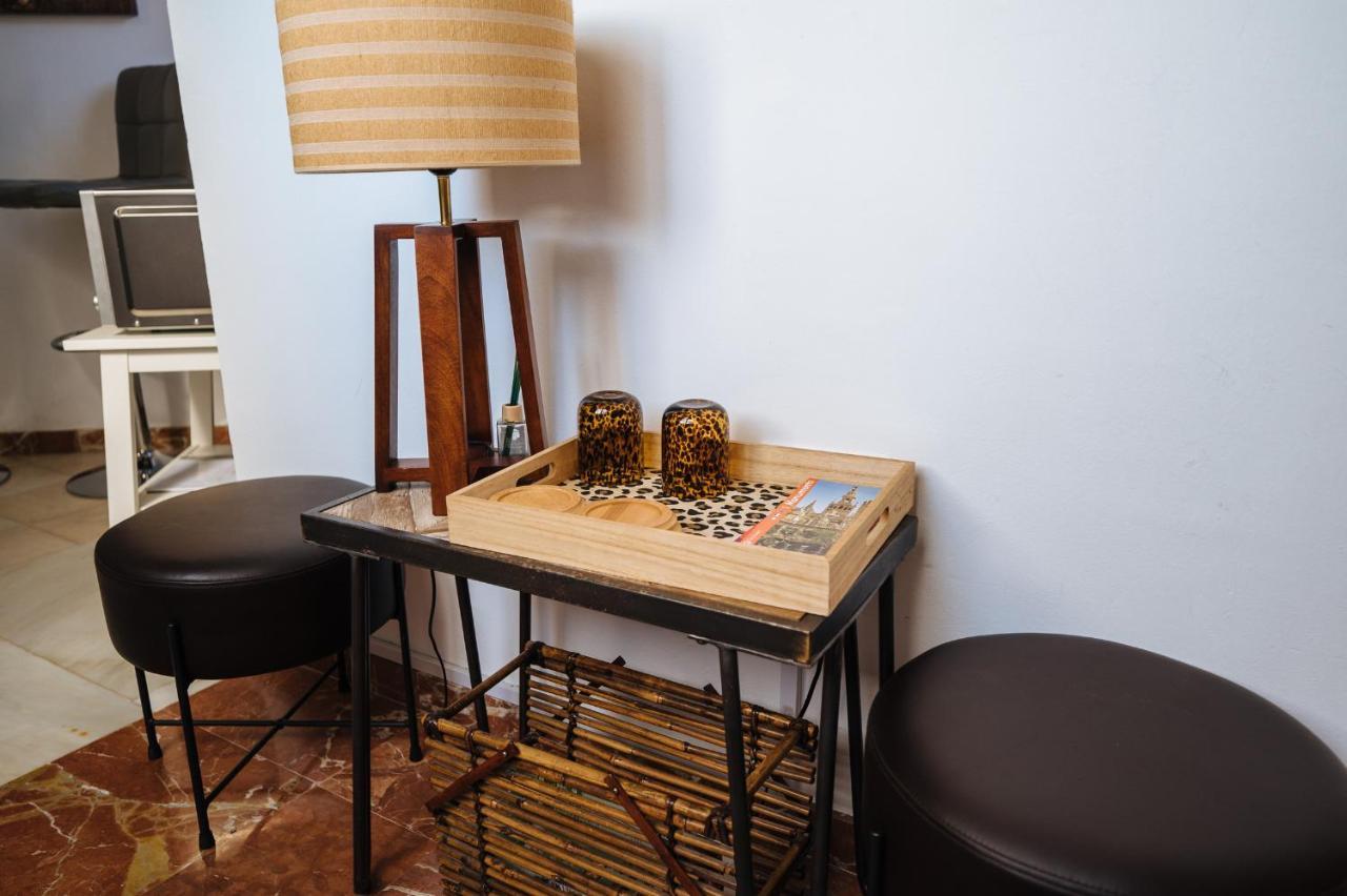 ático Lujo Junto A La Catedral. Giralda Apartamento *