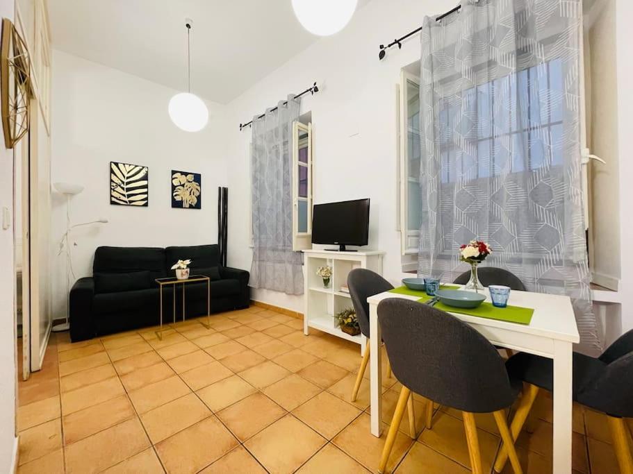 San Roman. Centrico Y Acogedor. Apartamento *