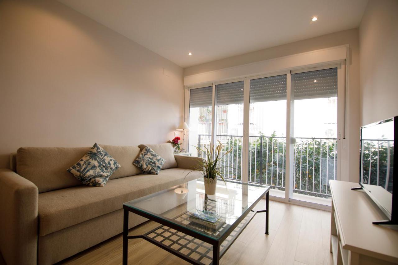 Rentalsevilla Pacheco Y Nunez Del Prado Apartment Seville