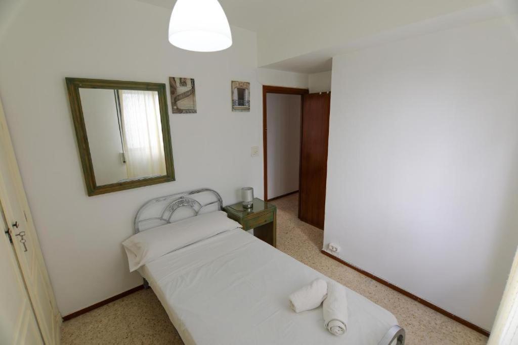 Rentalsevilla Bright In La Macarena Sevilla
