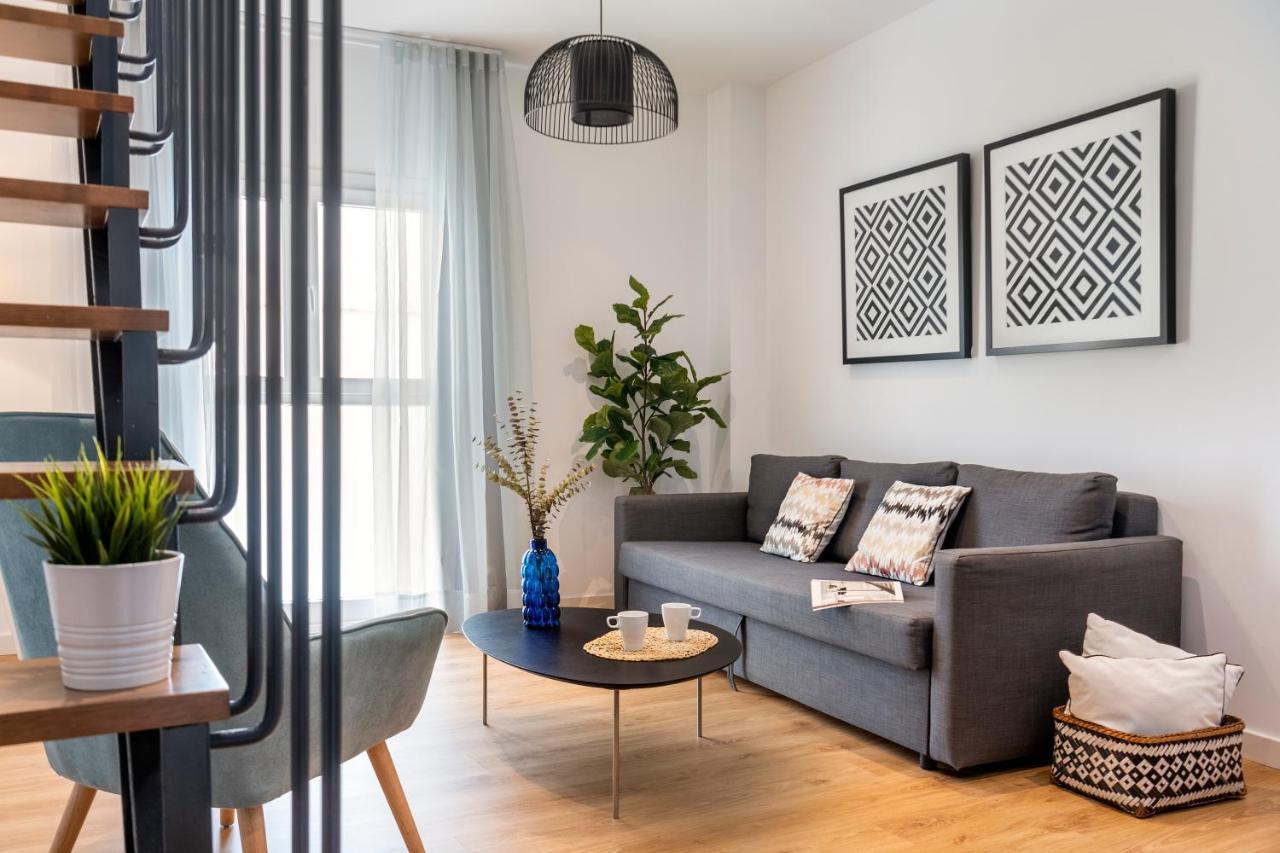 Apartment Lola 14 *