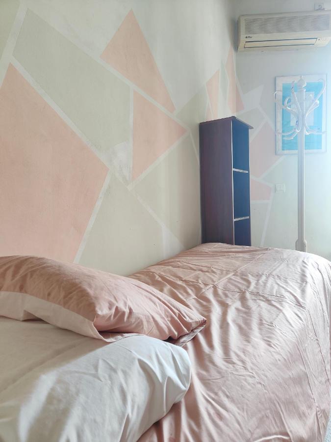 Lovely 1-bedroom Loft With Terrace. Amazing View. Apartamento Sevilla