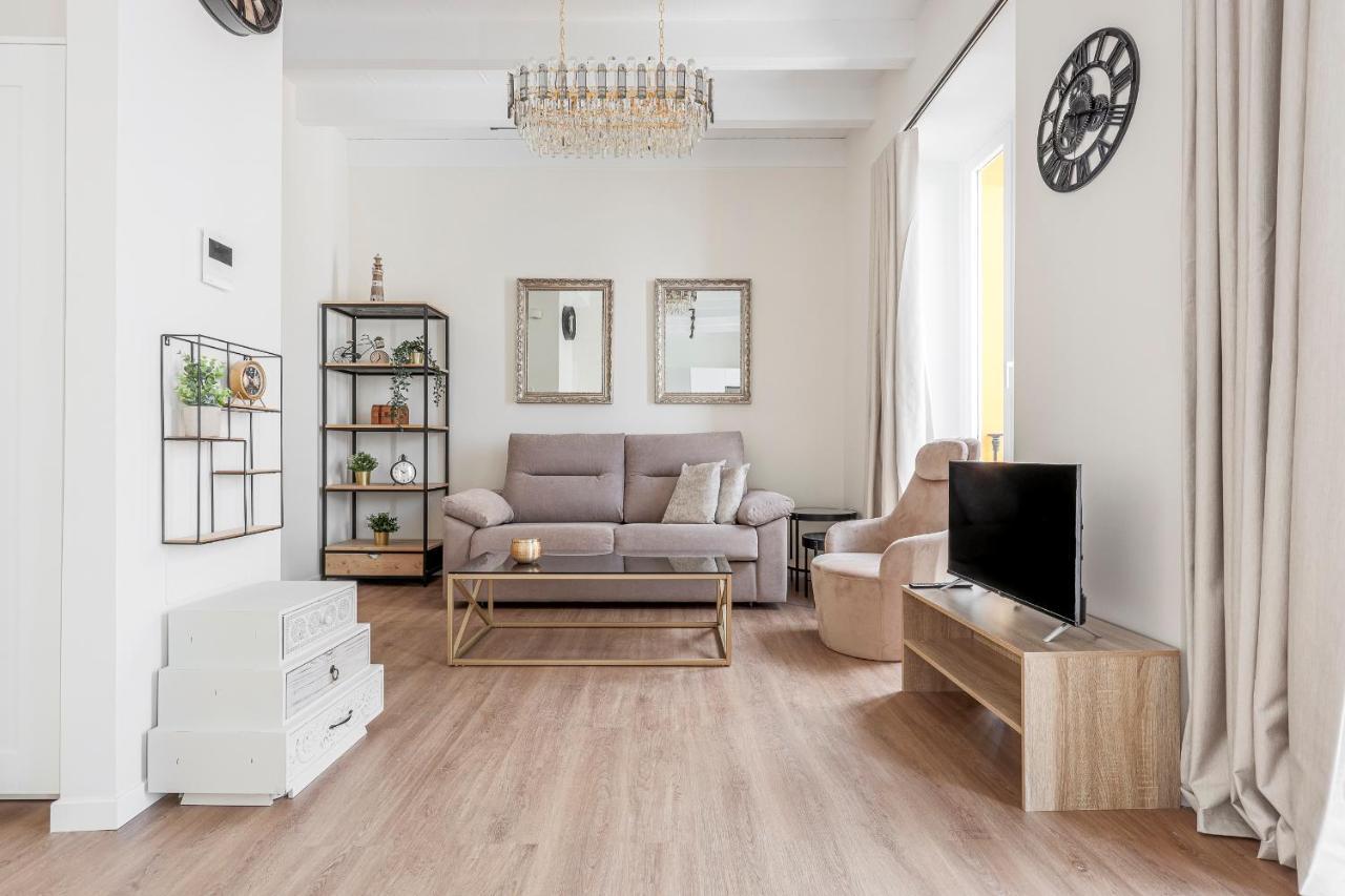 Apartamento La Joya De Santa Cruz Calle Virgenes 21 Sevilla