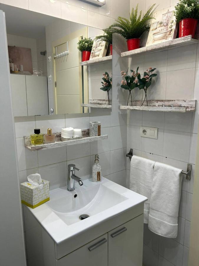 Apartamento Torre Alta Parking Gratis Sevilla