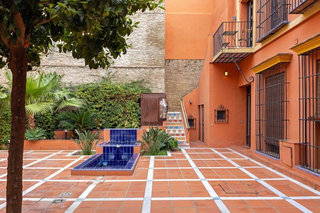 Quevedo Center By Valcambre * Sevilla