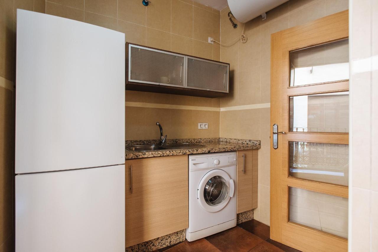 Apartment Homeyseville- Bright At Santa Cruz 6 Pax, Parking Optional *