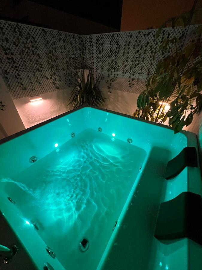 Downtown With Private Terrace & Jacuzzi * Sevilla