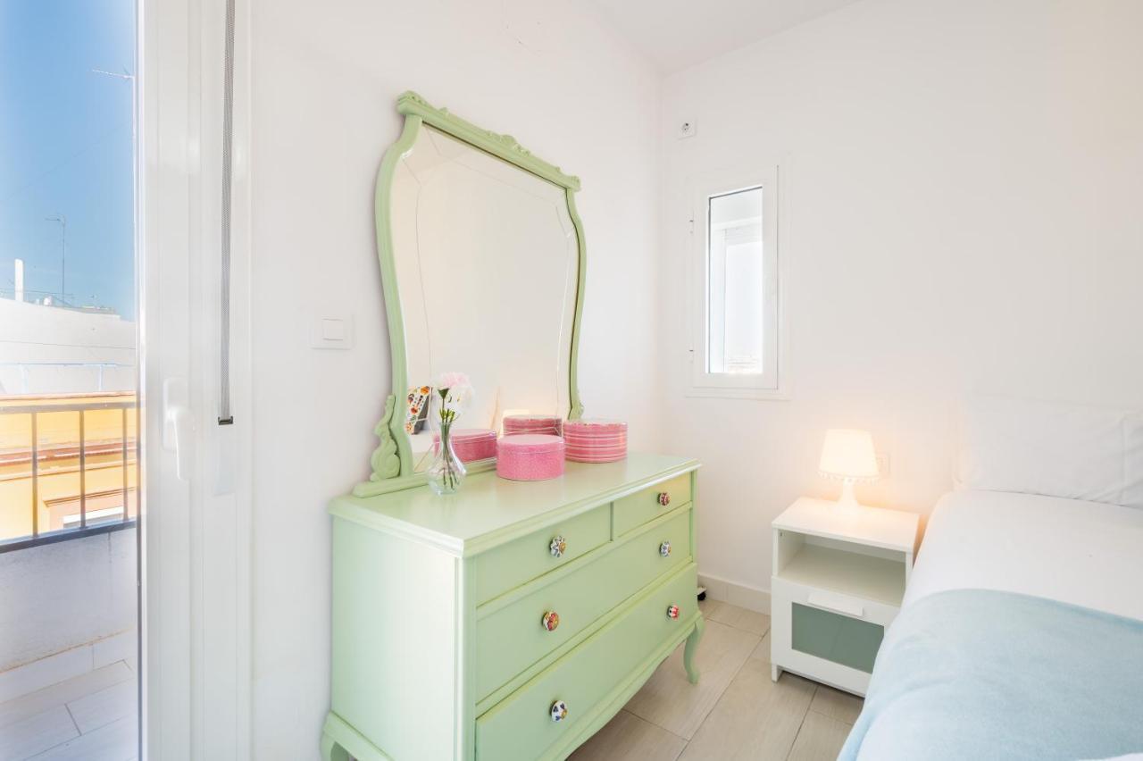 Wide And Colourful- 3bd 1bth- Triana Apartamento *