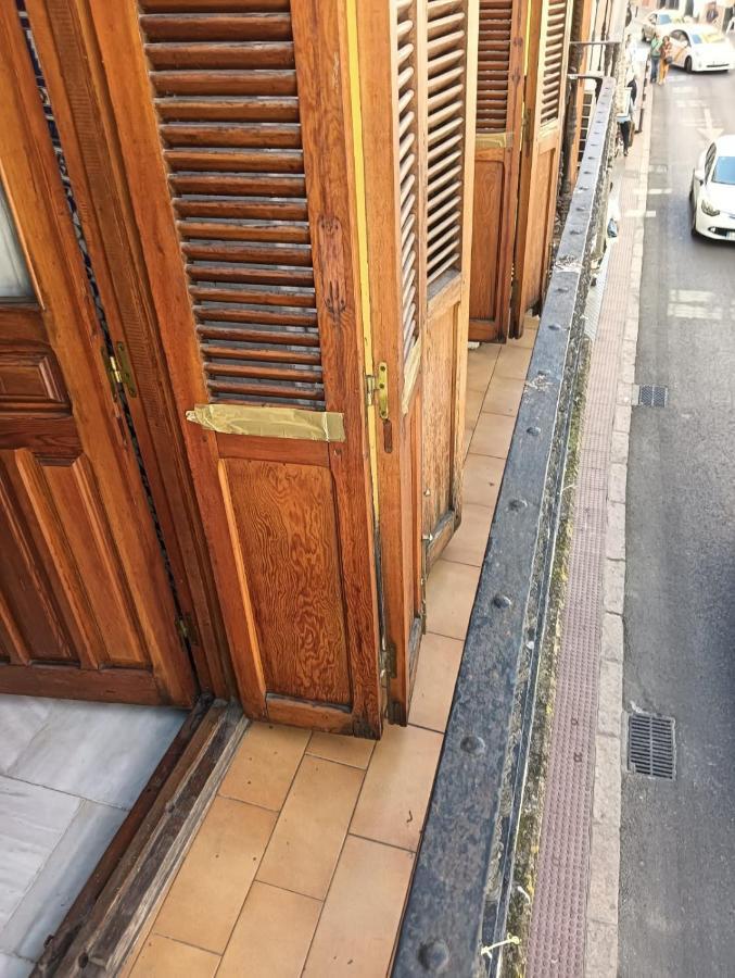 Calle Feria Apartamento
