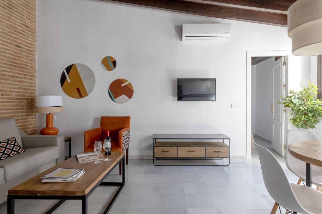 Triana Boutique By Hommyhome *
