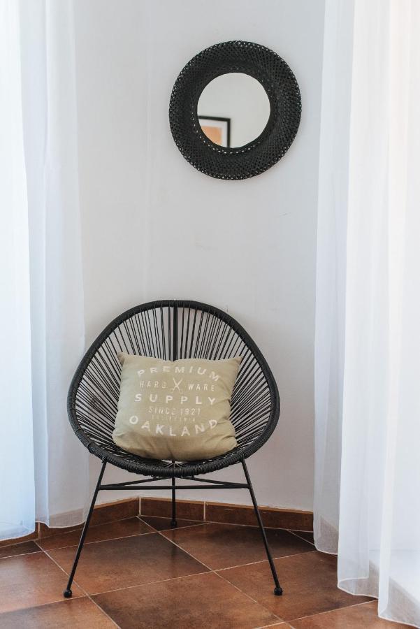 Apartment Homeyseville- Bright At Santa Cruz 6 Pax, Parking Optional