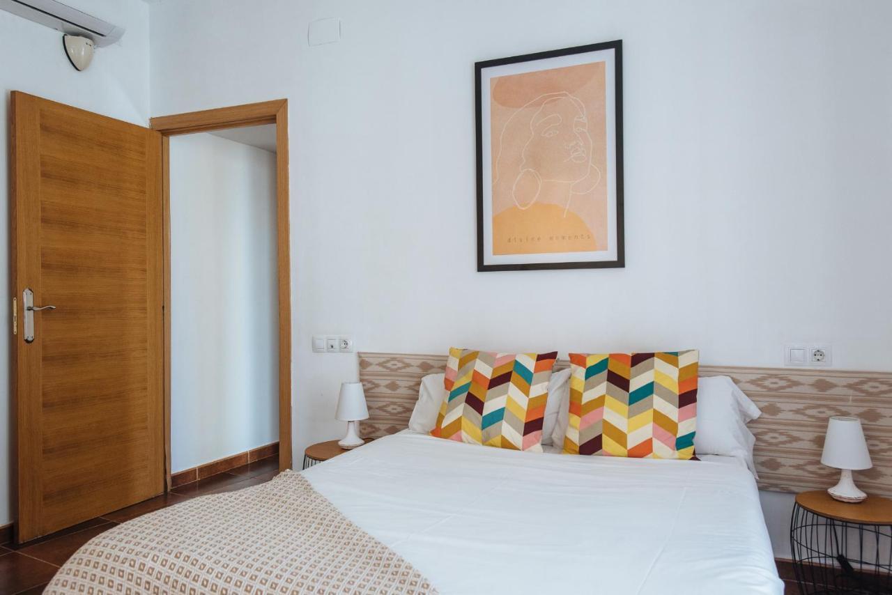 Homeyseville- Bright At Santa Cruz 6 Pax, Parking Optional Seville