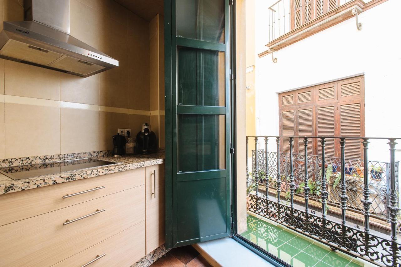 Homeyseville- Bright At Santa Cruz 6 Pax, Parking Optional Apartment