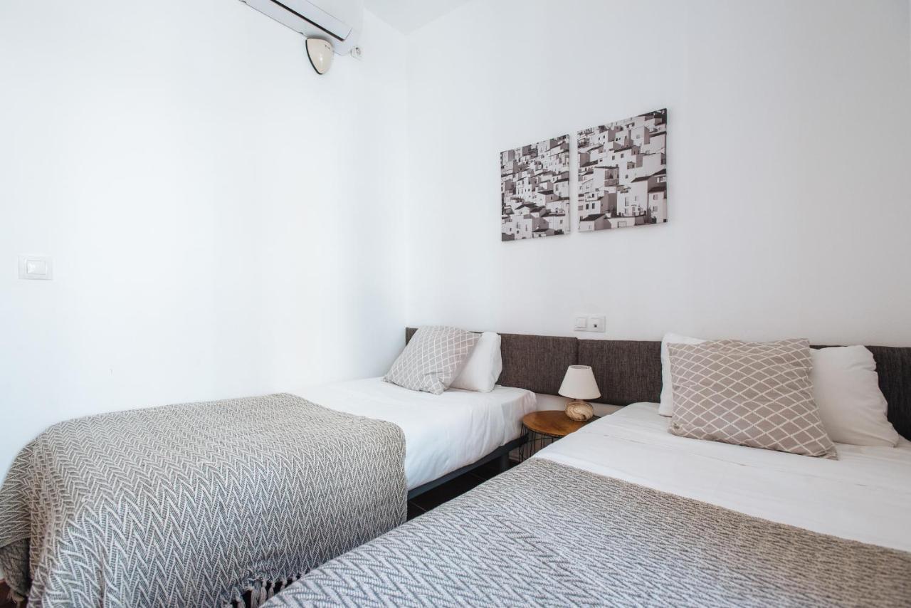 Apartment Homeyseville- Bright At Santa Cruz 6 Pax, Parking Optional