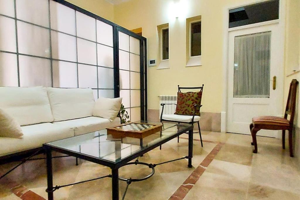 Apartamento J Costa 15- Alameda Hercules