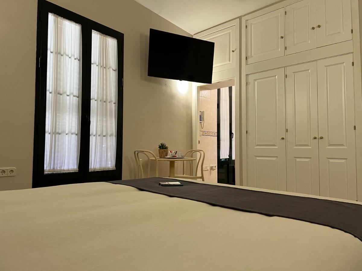 Elegant Sevilla