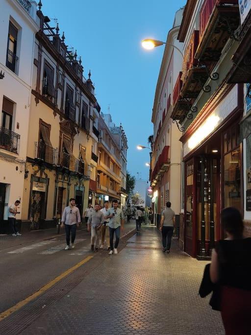 Estudio Moderno Con Opcion De Garaje Sevilla